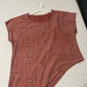 Asymmetrical coral t-shirt